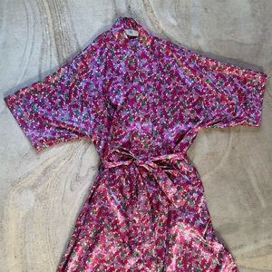 Vintage TNL Mode Pink, Purple, & Green Floral Print Satin Robe Size M